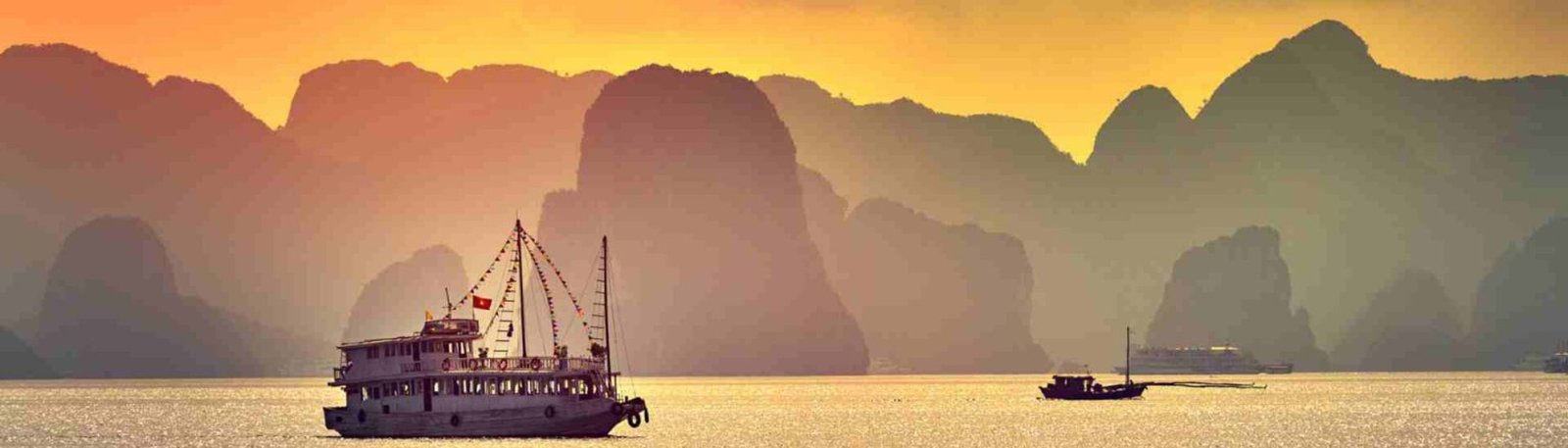 Discover the Enchantment of Halong Bay: Vietnam’s Must-Visit Gem