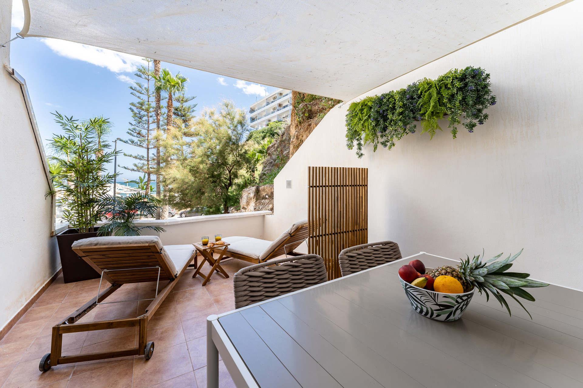 Short-Term or Long-Term Apartment Rentals: Which Suits Your Benalmadena Vacation?